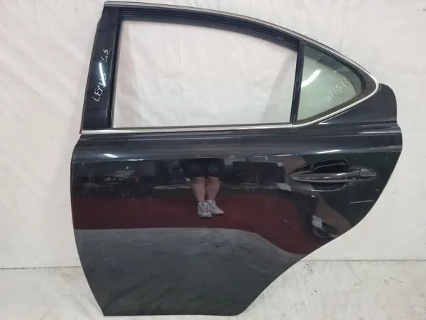 Portiera usa stanga spate Lexus IS 2 (2005-2013)