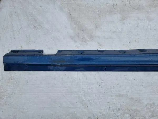 Prag dreapta 8209756 BMW Seria 3 (1998-2005) [E46]