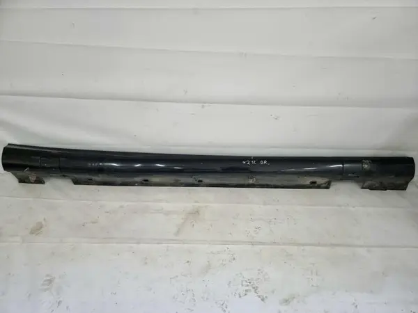 Prag dreapta amg culoare negru obsidian - 197 A2126901340 Mercedes E-Class (2009->) [W212]