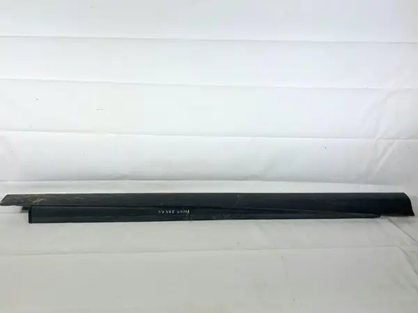 Prag dreapta culoare midnight sky Ford Focus 3 (2011-2015)