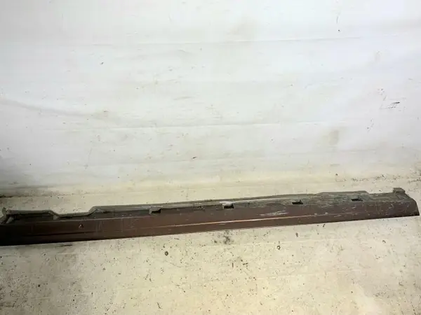 Prag stanga culoare maro - lc8y 3C8853855B Volkswagen Passat CC (2008-2012)