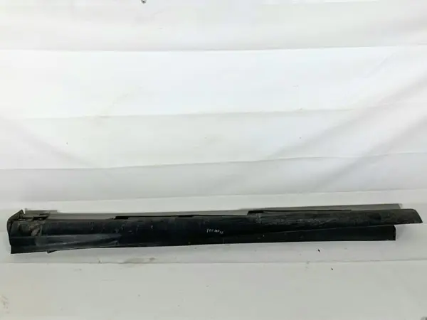 Prag stanga culoare red candy tint cc Ford Focus 3 (2011-2015)