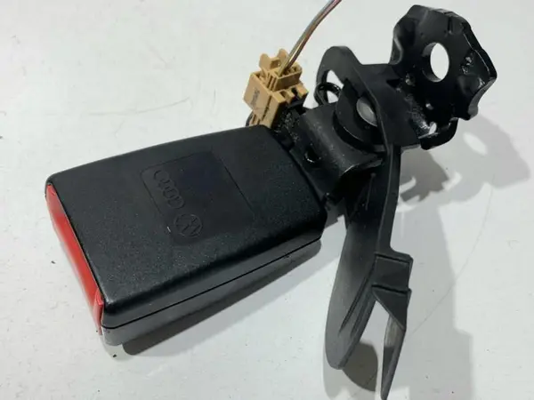 Pretensioner centura de siguranta dreapta spate 4G0857740B Audi A6 (2010-2018) [4G2, C7]