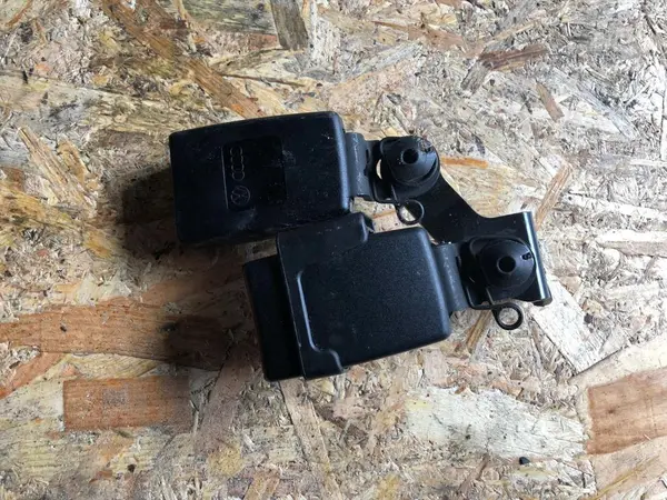 Pretensioner centura spate mijloc 4g0857739 Audi A7 (2010-2018) [4g]