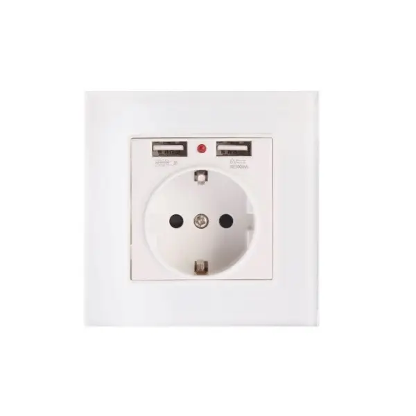 Priza cu rama din sticla si porturi USB