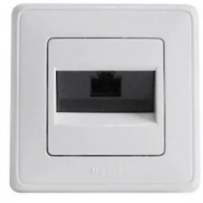 Priza date RJ45 alba Legrand Cariva 773841