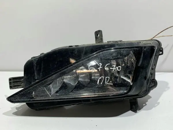 Proiector ceata dreapta 510941662E Volkswagen Golf 7 Sportsvan facelift (2017-2020)