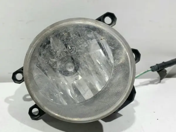 Proiector ceata dreapta 81210-02110 Toyota Corolla (2012-2018)