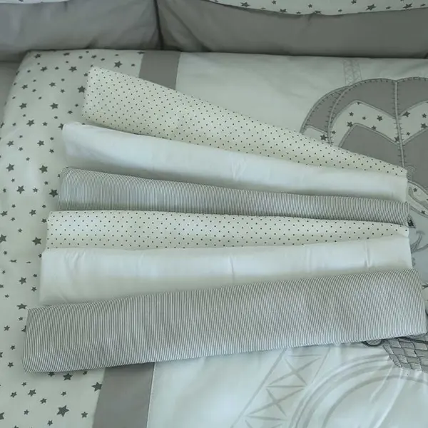 Protectie Grilaj Bambino Casa - Grigio Dots