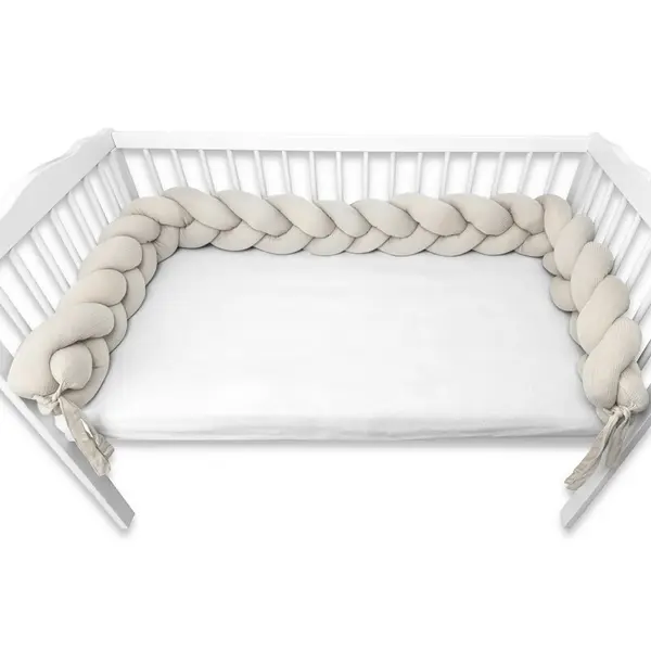 Protectie laterala MimiNu pentru patut tip bumper impletit din bumbac 240x17 cm Soft Beige