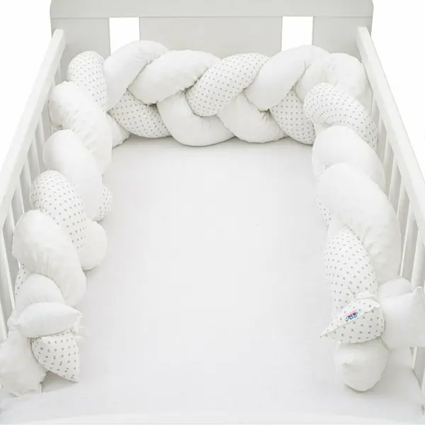Protectie laterala, New Baby, Pentru patut, Tip Bumper impletit, Din bumbac, Din materiale certificate Oeko Tex Standard 100, Lungime 225 cm, Minky/Dot grey