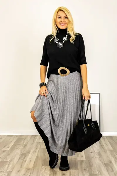 Pulover versatil cu maneci scurte ribbed si guler inalt, din vascoza, negru