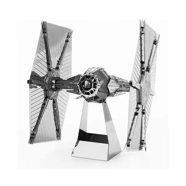 Puzzle 3D, Star Wars, Tie Fighter, Razboiul Stelelor, Nava Spatiala, 6.48 x 5.99 x 7.29 cm, 38 Piese, Culoare Argintie