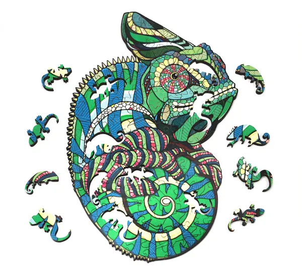 Puzzle din lemn - Chameleon, 111 piese | EWA