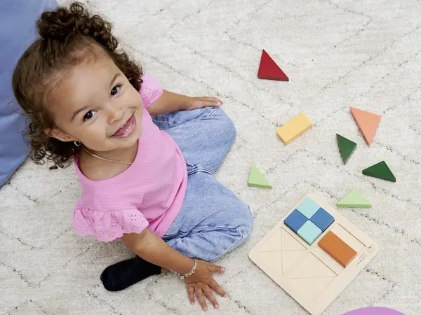 Puzzle din lemn cu forme - Montessori, 12 piese | Eichhorn
