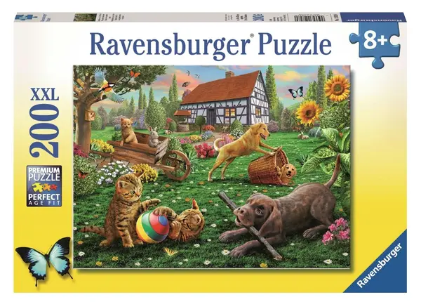 Puzzle Ravensburger din 200 XXL piese - Joc în curte