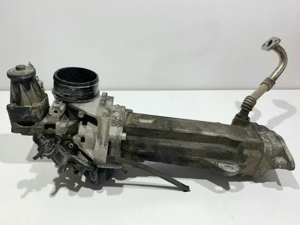 Racitor gaze cu egr 31272702 Volvo XC60 (2008-2013) 2.4 D D5244T14
