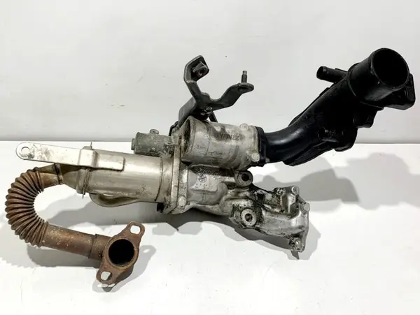 Racitor gaze cu egr si separator ulei 147352070R Renault Megane 3 (2008-2012) 1.5 dci