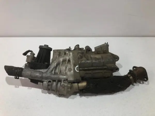 Racitor gaze egr 9x2q-9u438-ca Land Rover Discovery 4 (2009->) 3.0d 306dt