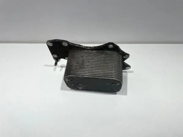 Racitor ulei 059117021K Audi A6 (2004-2011) [4F2, C6] 2.7 3.0 tdi