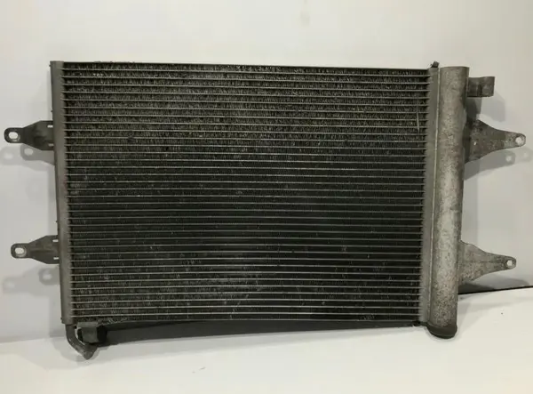 Radiator ac 6q0820411k Volkswagen Polo 4 (2001-2005) 1.4 tdi