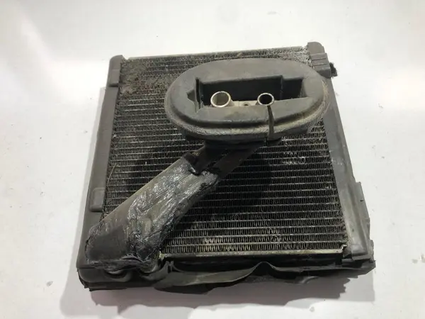 Radiator ac interior 3c1820103 Volkswagen Golf 5 (2004-2009)