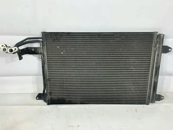 Radiator ac VALEO 817777 Skoda Yeti (2009-2013) 1.2 tsi CBZB