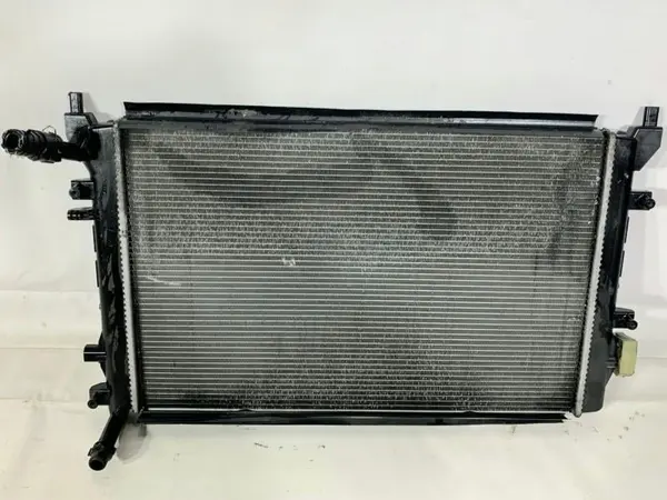 Radiator aditional apa 1K0121251CM Seat Altea XL (2006-2009) 1.4 tsi CAXC