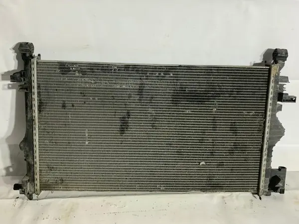 Radiator apa 13241725 Opel Insignia A (2008-2013) 2.0 cdi A20DTJ