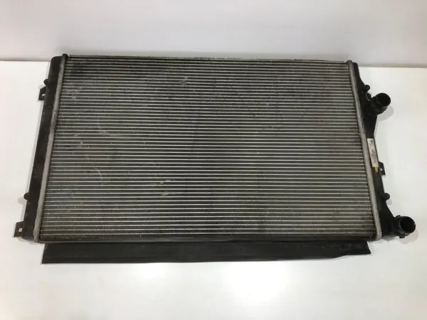 Radiator apa 1K0121251AT Seat Altea (2004-2009) 1.4 1.8 tfsi
