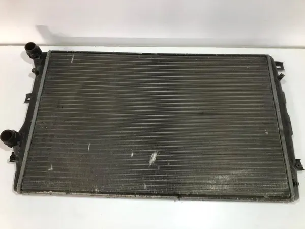 Radiator apa 1k0121253aa Volkswagen Caddy 3 (2004-2010) 1.9 tdi bxe