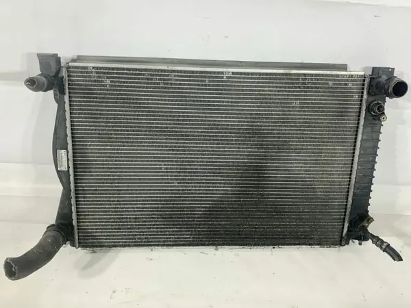 Radiator apa 4F0121251AG Audi A6 Allroad (2006-2011) [4FH, C6] 2.7 tdi CANA