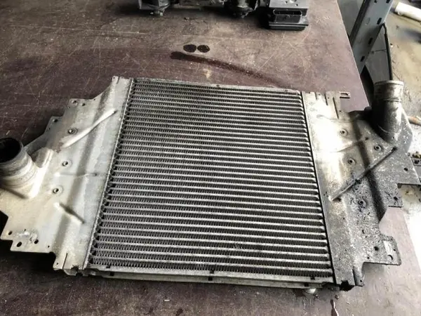 Radiator intercooler 8200252209 Renault Clio 2 (1998-2005) 1.5 dci