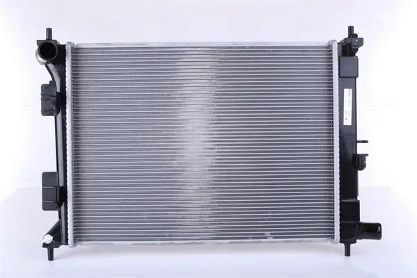 Radiator, racire motor NISSENS 675072