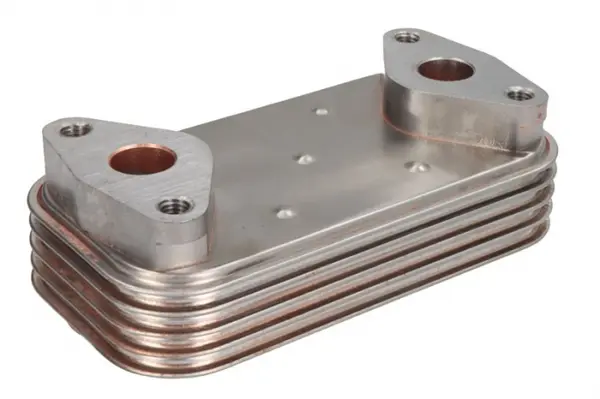 Radiator ulei potrivit IVECO DAILY III, DAILY IV, DAILY V, DAILY VI, MASSIF; CITROEN JUMPER II; FIAT DUCATO; PEUGEOT BOXER; MITSUBISHI CANTER (FB7, FB8, FE7, FE8) VII, CANTER (FE5 2.3D-3.0D 07.99-