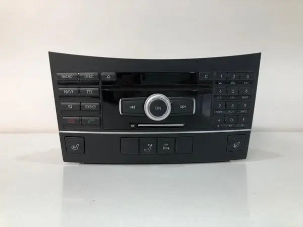 Radio cd cu butoane incalzire scaune a2129062901 Mercedes E-Class (2009->) [W212]