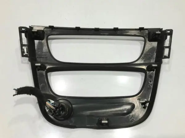 Rama consola centrala bord 682605490r Renault Megane 3 facelift (2012-2016)