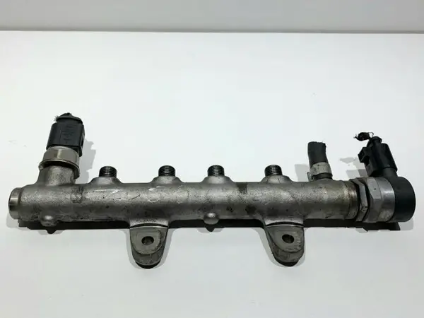 Rampa injectie 04B130093 Volkswagen Polo 5 (2009-2017)[6R] 1.4 tdi CUSB