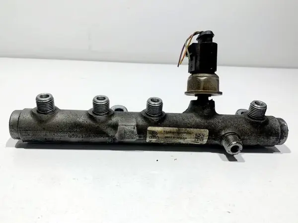 Rampa injectie stanga 059130089AH Volkswagen Touareg 2 (2010-2015) [7P] 3.0 tdi cex