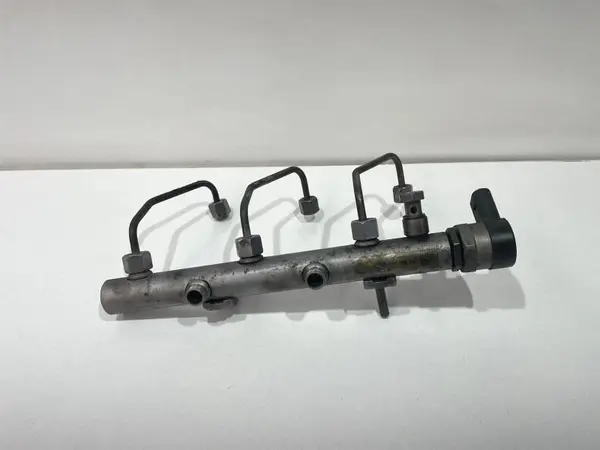 Rampa injectoare 059130090AG Audi A6 (2004-2011) [4F2, C6] 3.0 tdi