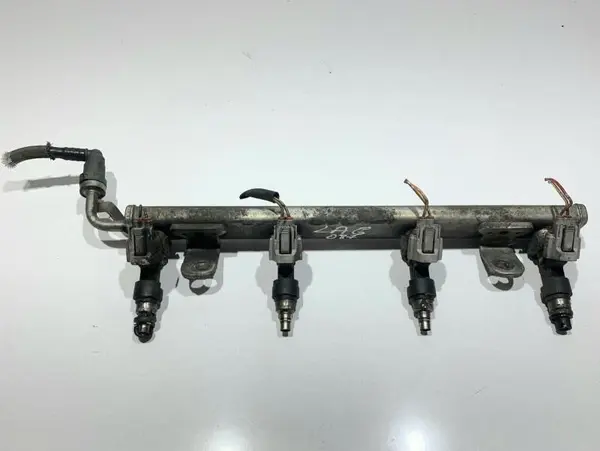 Rampa injectoare 7701068790 Renault Laguna 3 (2007-2010) 2.0 benzina M4R (704)