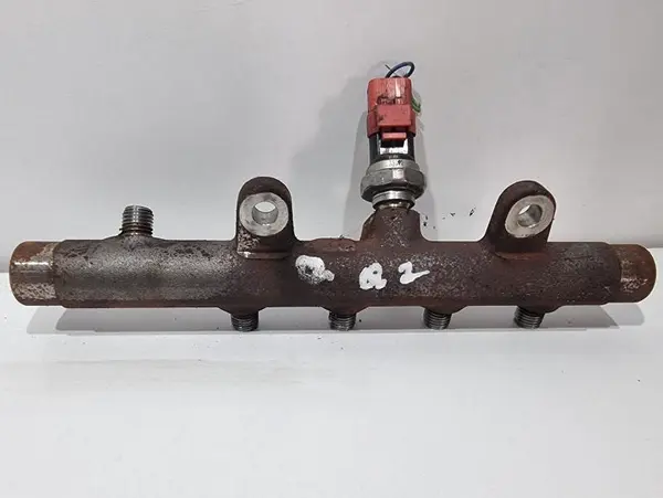 Rampa injectoare 8200815617 Nissan Qashqai (2007-2010) [J10] 1.5 dci K9K (780)