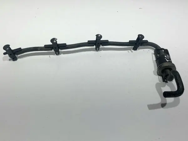 Rampa retur injectie 03L130235K Seat Leon 2 (2005-2013) 2.0 tdi CBBB