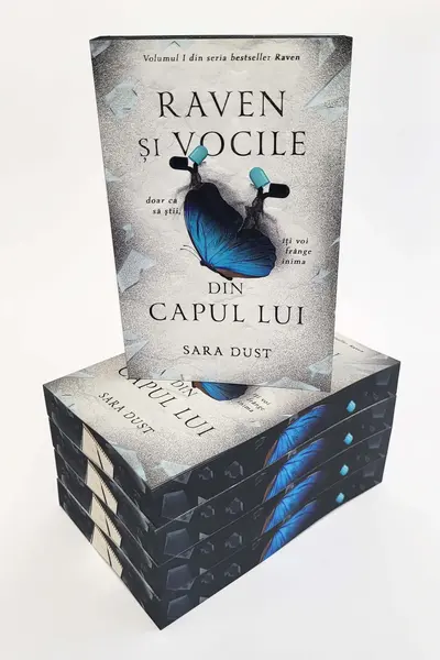 Raven și vocile din capul lui Volumul I - PRINTED EDGES