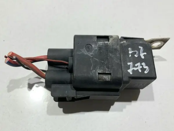 Releu dezaburire 3B0951253 Volkswagen Passat B7 (2010-2014)