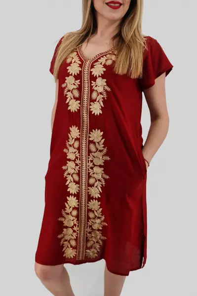 Rochie bordo cu broderie aurie - Flori