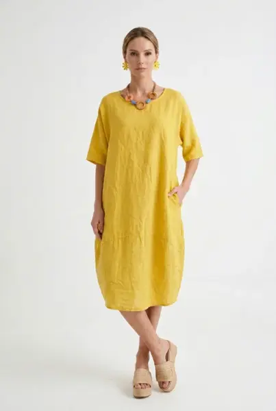 Rochie lejera de vara din in cu croi lalea oversized, galben turmeric