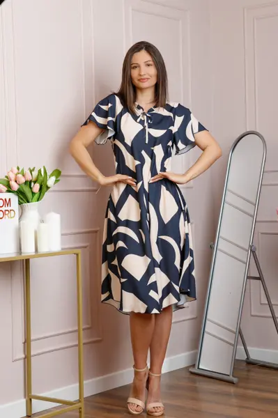 Rochie midi bleumarin cu imprimeu abstract ivoire si snur la decolteu Shelby
