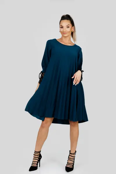 Rochie plisata turcoaz cu insertie de dantela