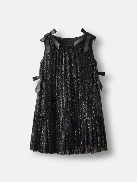 Rochie roz din paiate accesorizata cu fundite pentru fete - Sara